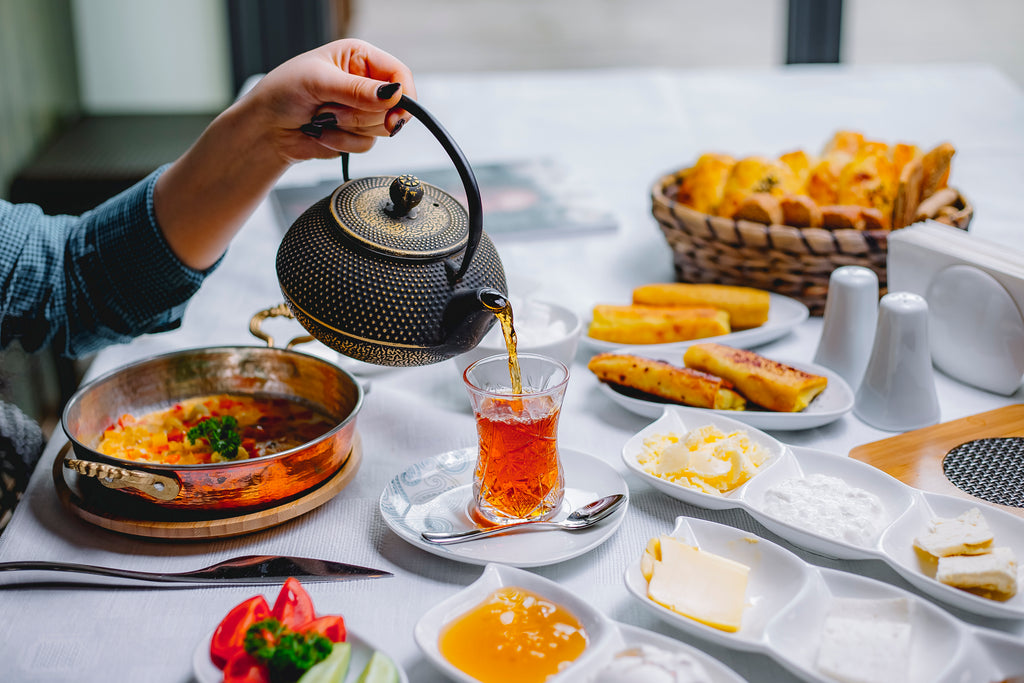 Istanbul in a Cup: The Tea Tradition